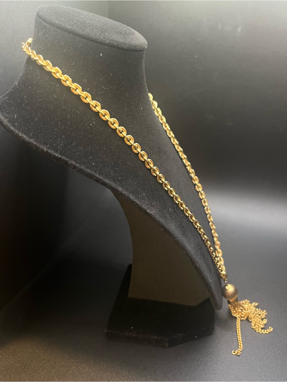 Vintage gold tone tassel pendant necklace 22 inch textured bead statement - Picture 3 of 11